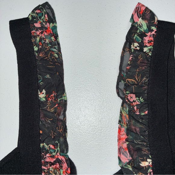 Maeve Knit Ribbed Tank W/Floral Ruffle Straps Size XXS - Picture 6 of 7